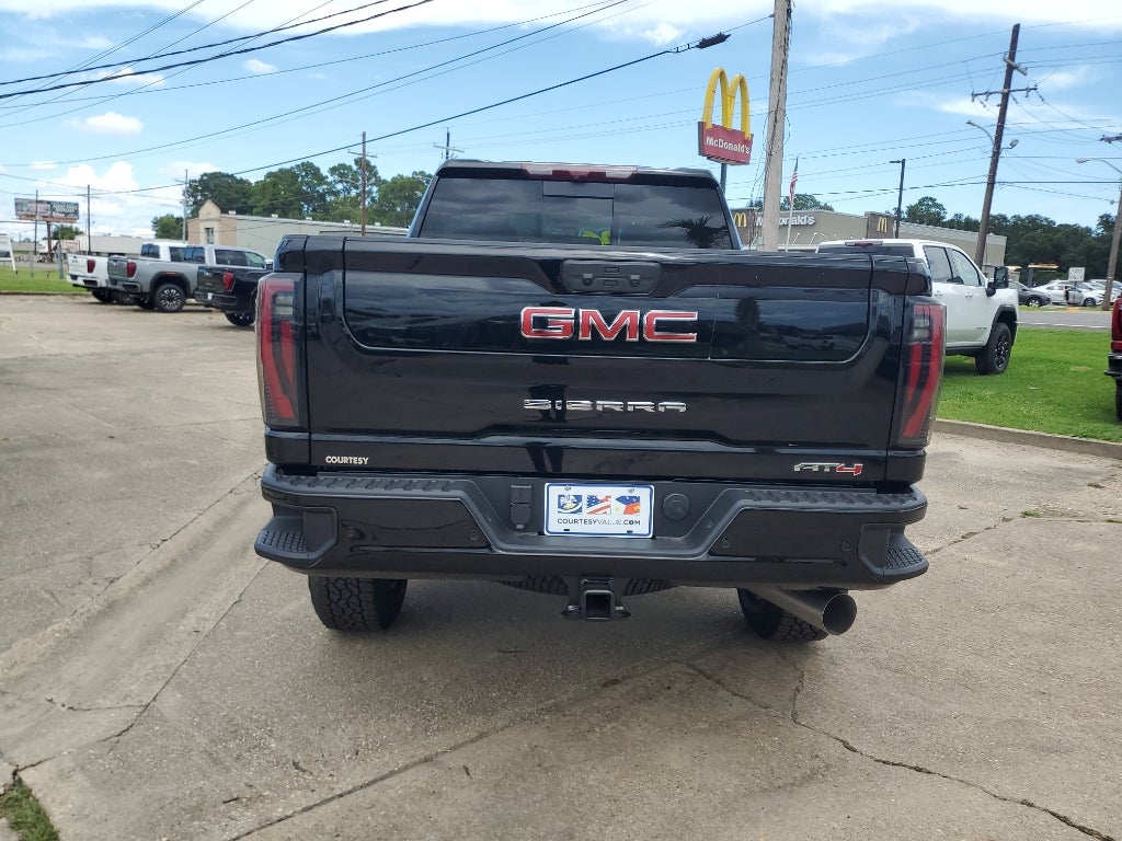 2025 GMC Sierra 2500 HD AT4