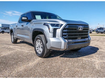 2024 Toyota Tundra 4WD SR5